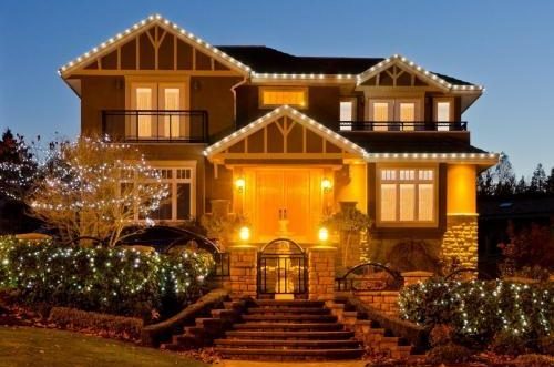 Citrus-Heights-christmas-light-display this image shows Christmas Light display in Citrus Height, CA