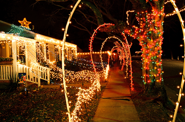 this image shows Christmas lights hanging in Fair Oaks, CA